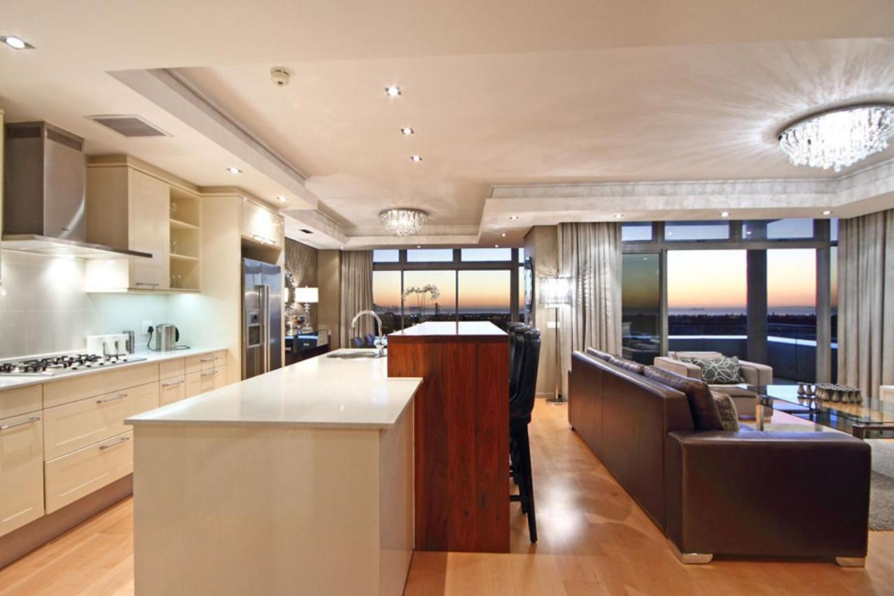 The Residences At Crystal Towers Cidade Do Cabo Exterior foto